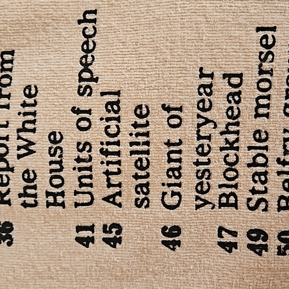 Vintage Set of 2, 1978 New York Times Crossword Beach Towels. - Picture 6 of 13